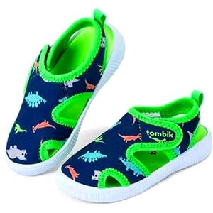 NWOT Tombik Water Shoes